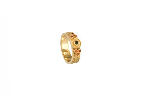 Handmade ring with emerald 38