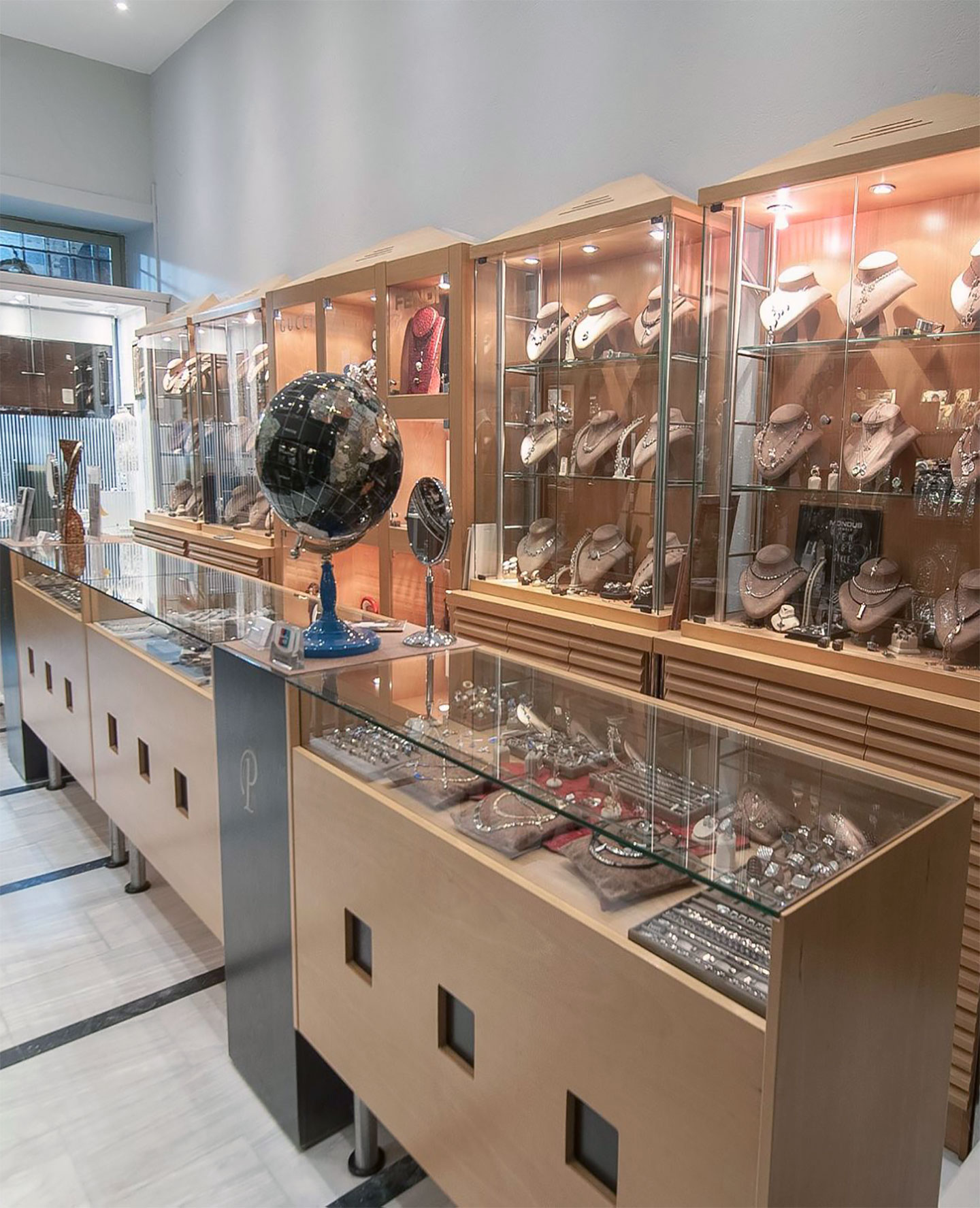 "Peter's Collection" κατάστημα